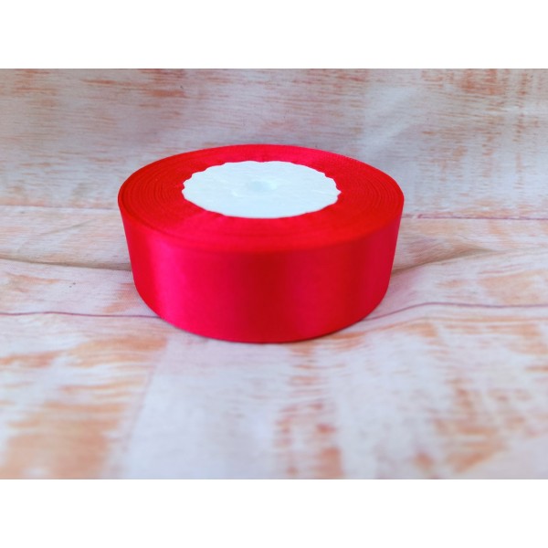 Лента атласная, односторонняя, 25 мм х 25 ярд, розово-красный